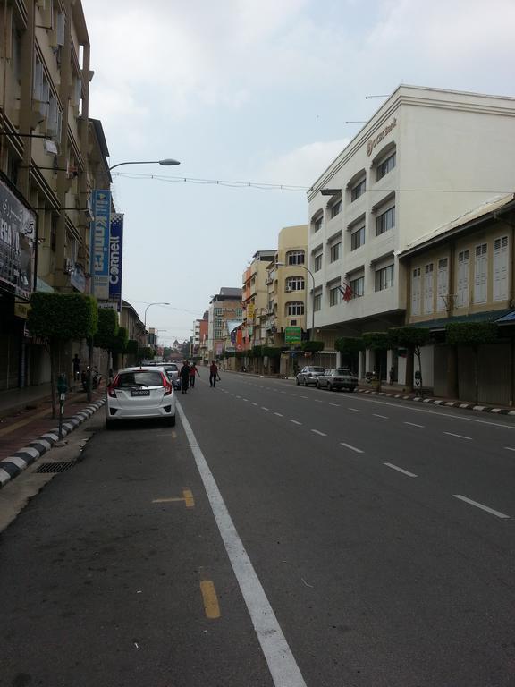 Kota Bharu Apartment Екстер'єр фото